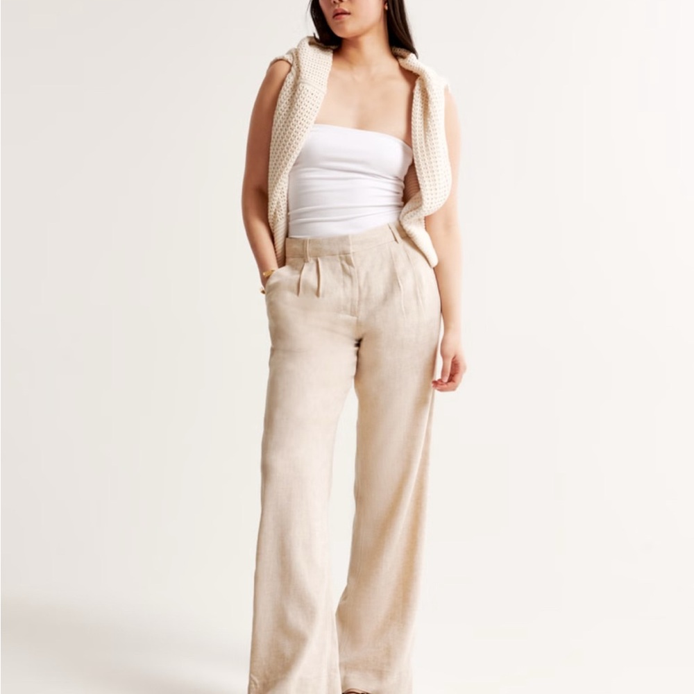 Abercrombie & Fitch Wide Leg Linen-Blend Pants in Beige